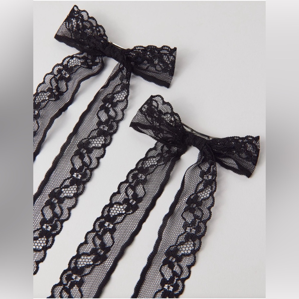 NWT Lace Bow Barrette Set - Picture 3 of 3